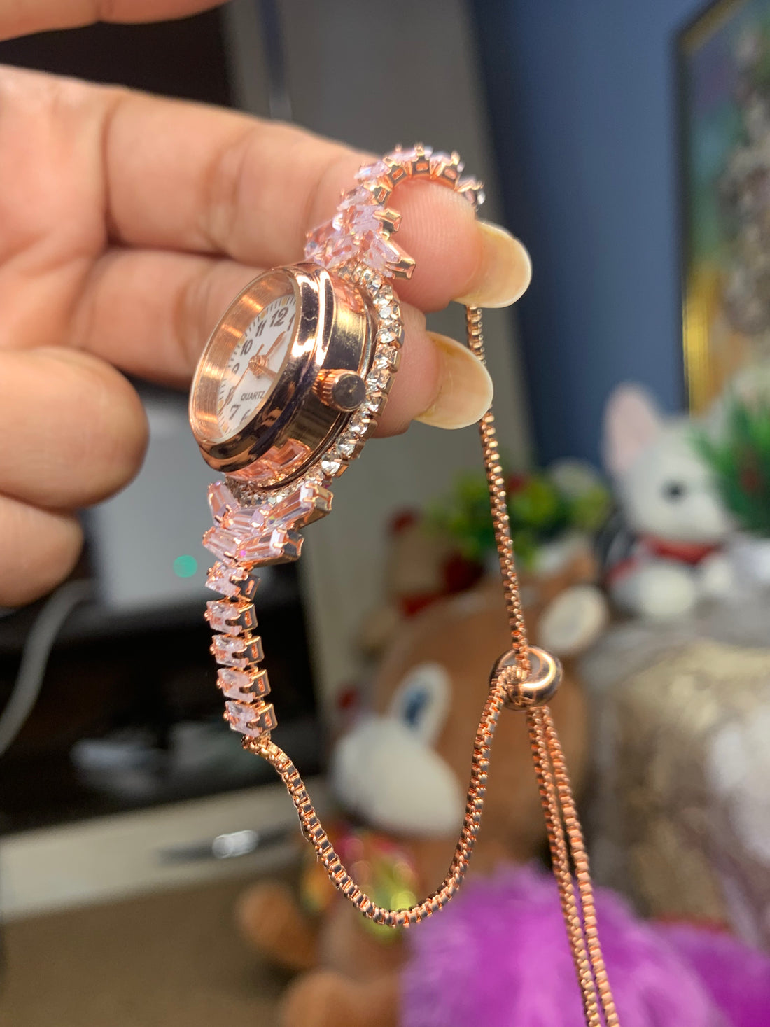 Shinoraa Elegant Women’s Watch – Stylish, Lightweight & Everyday Luxury