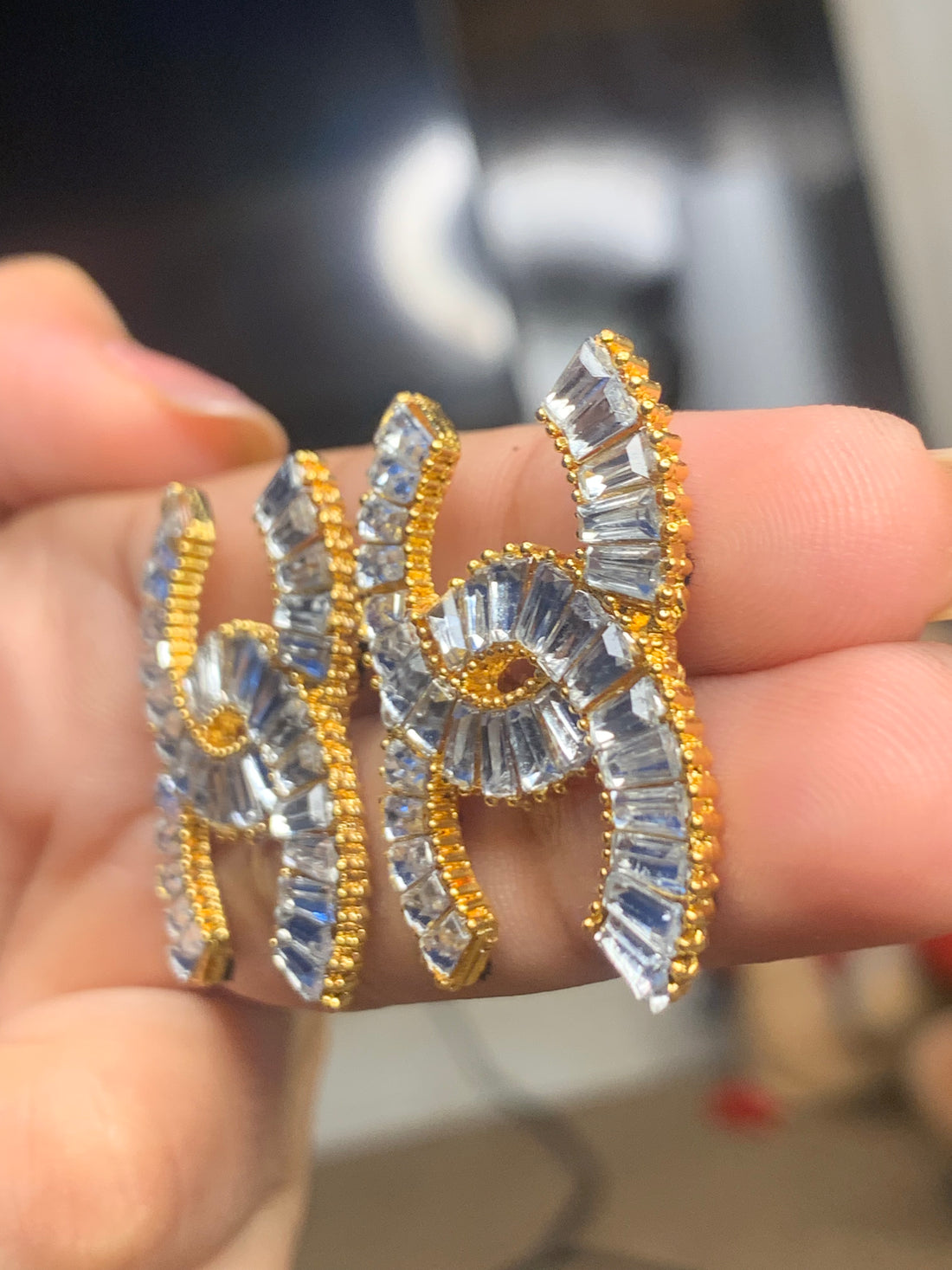 Shinoraa Elegant Earrings for Women – Lightweight, Stylish & Everyday Wear 11